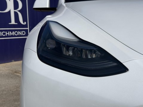 Tesla Model Y (Dual Motor) Long Range SUV 5dr Electric Auto 4WDE (384 bhp) 12