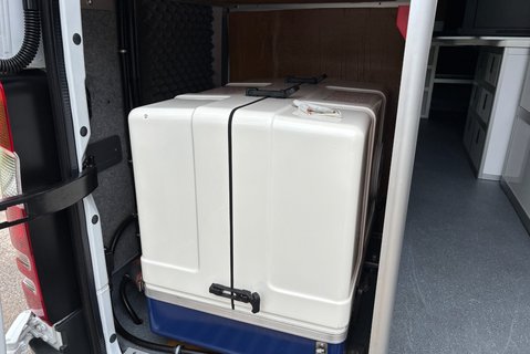 Mercedes-Benz Sprinter 519 Cdi V6 Mobile Command Unit - Generator / Air Con / Ex MOD 16