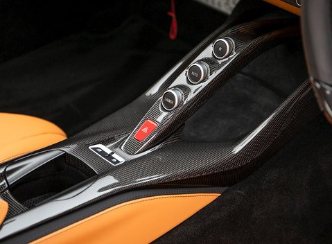 Ferrari 812 Superfast 18