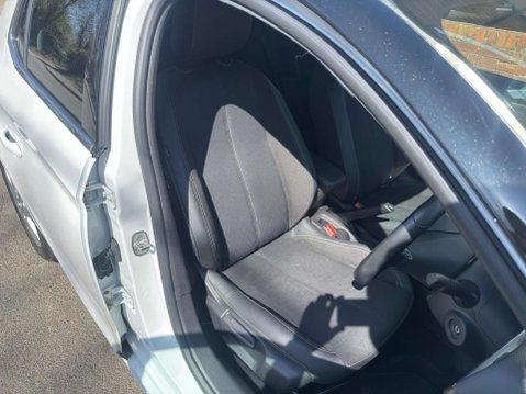 Vauxhall Corsa 1.2 Corsa Elite Nav T 5dr 6
