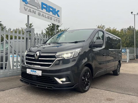 Renault Trafic 2.0 dCi Blue LL30 Sport Panel Van 5dr Diesel Manual L2 H1 Euro 6 (s/s) (130 39