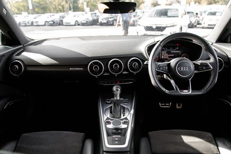 Audi TT TFSI BLACK EDITION