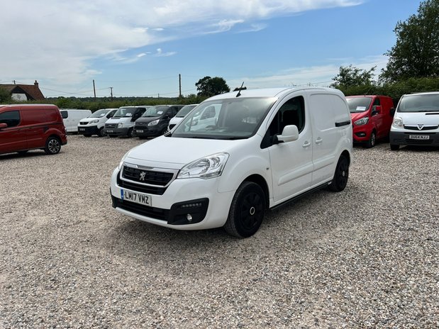 Peugeot Partner SWB L1H1 Low Roof Professional Air Con Sensors EURO 6 NO VAT 2