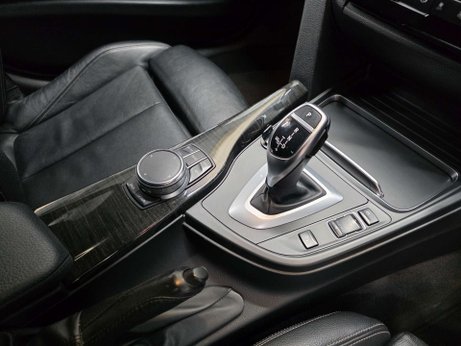 BMW 3 Series 3.0 335d M Sport Touring 5dr Diesel Auto xDrive Euro 6 (s/s) (313 ps) 6