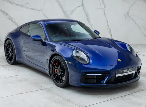 Porsche 911 Carrera GTS (992) 9