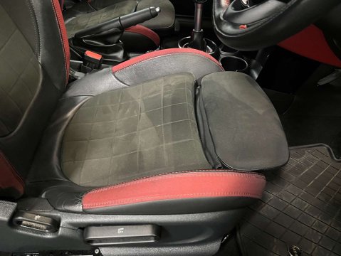 Mini Hatch 2.0 John Cooper Works 3dr 13