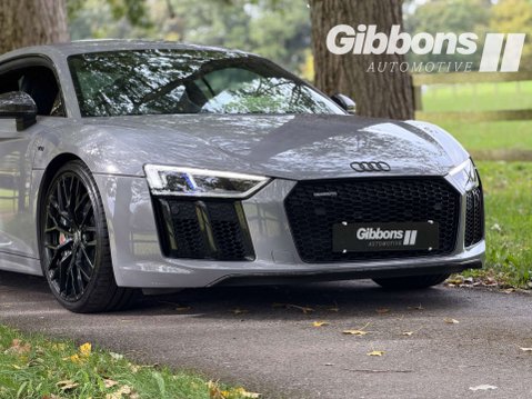 Audi R8 5.2 R8+ Quattro V10 Semi-Auto 4WD 2dr 5
