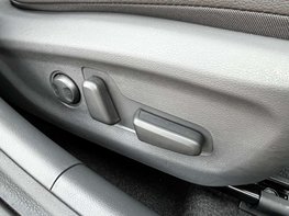 Hyundai IONIQ 1.6 IONIQ Premium SE FHEV Semi-Auto 5dr 75