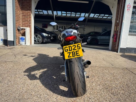 Yamaha MT-10 1000 SP Hyper-naked Euro 5 10