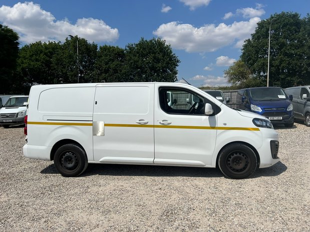 Vauxhall Vivaro LWB L2H1 2900 Sportive 100ps Turbo D Air Con Sensors Cruise Twin Side Doors 5