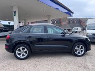 Audi Q3 TFSI SPORT 4