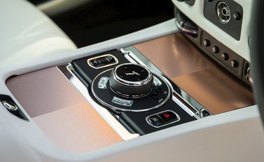 Rolls-Royce Wraith 'Inspired By British Music' Ronnie Wood 23