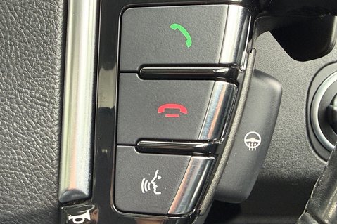 Land Rover Discovery SDV6 HSE - TWO OWNERS - 10 SERVICES - CAMBELT - TOWBAR 54