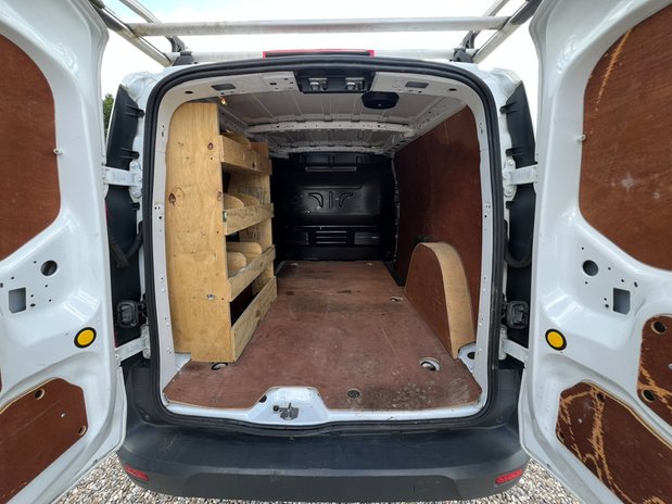 Ford Transit Connect LWB L2H1 Low Roof Air Con EURO 6 NO VAT 10