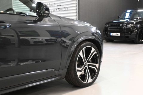 Volvo XC90 2.0 XC90 R-Design Pro B5 MHEV AWD Auto 4WD 5dr 12
