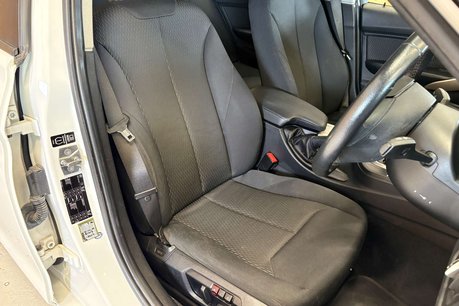 BMW 3 Series 2.0 320d ED BluePerformance EfficientDynamics Business Touring 5dr Diesel A 33