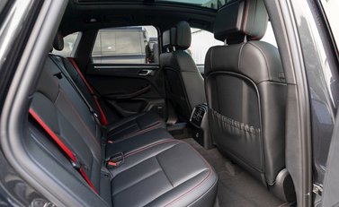 Porsche Macan GTS 16