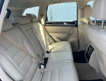 Volkswagen Touareg 3.0 TDI V6 BlueMotion Tech SE SUV 5dr Diesel Tiptronic 4WD Euro 6 (s/s) (26 39