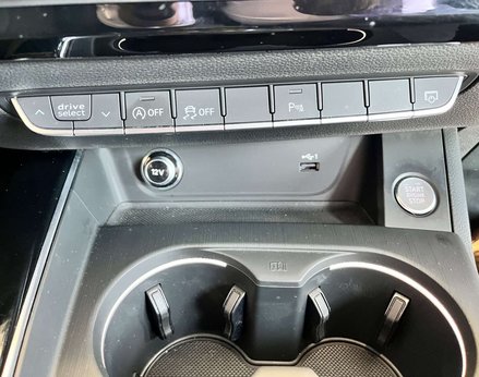 Audi A4 2.0 A4 Black Edition 40 TDI Semi-Auto 5dr 47