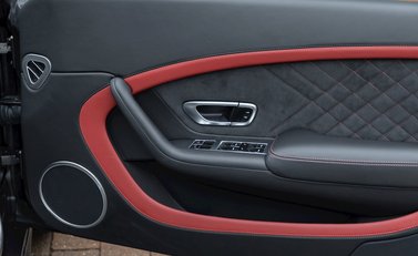 Bentley Continental Supersports 21
