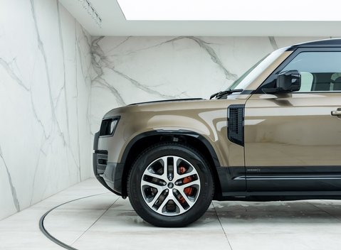 Land Rover Defender 110 X P400 33