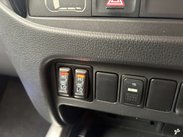 Mitsubishi L200 2.4 L200 Barbarian DI-D Auto 4WD 26