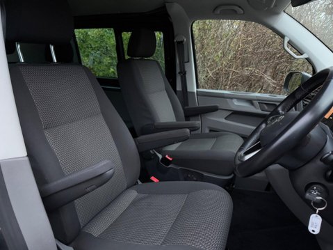 Volkswagen Transporter 2.0 BiTDI T32 Highline Crew Van DSG FWD SWB Euro 6 (s/s) 5dr 8