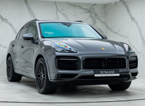 Porsche Cayenne GTS 6