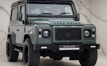 Land Rover Defender 90 XS Twisted T60 1