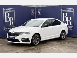 Skoda Octavia 2.0 TSI GPF vRS Hatchback 5dr Petrol Manual Euro 6 (s/s) (245 ps) 9