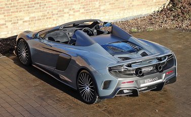 McLaren 675 LT Spider 13