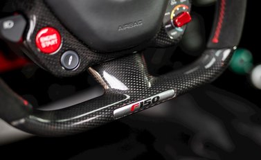 Ferrari LaFerrari 18