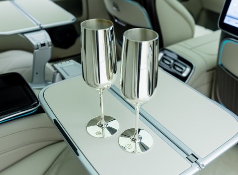 Mercedes-Benz S Class S580 Maybach First Class 19