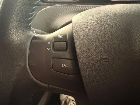 Peugeot 2008 1.2 PureTech Urban Cross Euro 6 (s/s) 5dr 14