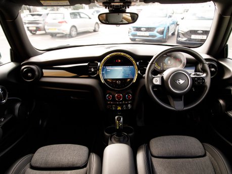 Mini Hatch COOPER S LEVEL 2