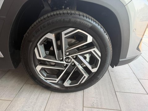 Hyundai TUCSON 1.6T Ultimate Auto Euro 6 (s/s) 5dr 4
