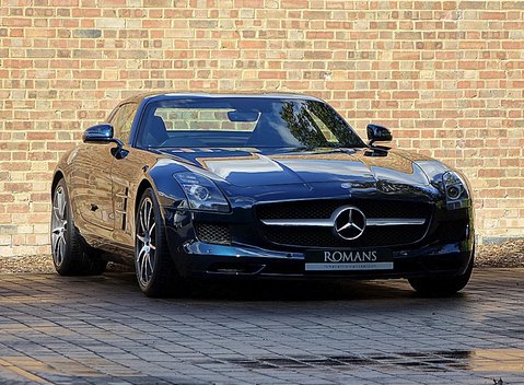 Mercedes-Benz SLS AMG 1