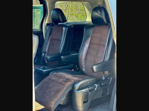 Toyota Alphard TYPE GOLDEN II V6 17
