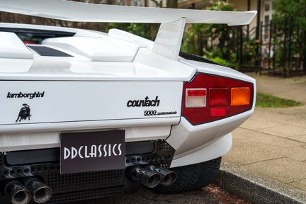 Lamborghini Countach 5000 QV 18
