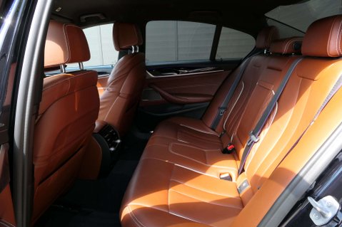 BMW 5 Series 4.4 M550i xDrive Auto 4WD 4dr 40