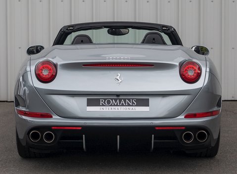 Ferrari California T 5