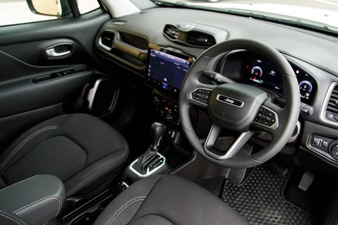 Jeep Renegade ALTITUDE 4
