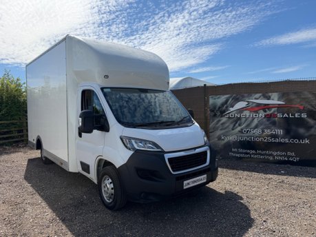 Peugeot Boxer 2.2 BlueHDi 335 Built for Business Low Floor Luton L3 Euro 6 (s/s) 4dr