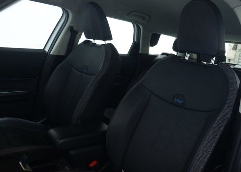 Mini Countryman 1.5C MHEV Classic SUV 5dr Petrol Hybrid Auto Euro 6 (s/s) (170 ps) 46