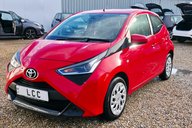 Toyota Aygo 1.0 VVT-I X-PLAY TSS LOOK! JUST 27000 MILES! LOW INSURANCE! 15