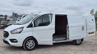 Ford Transit Custom 2.0 300 EcoBlue Limited Panel Van 5dr Diesel Manual L2 H1 Euro 6 (s/s) (130 8