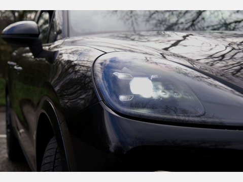 Porsche Cayenne 3.0 Cayenne V6 Auto 4WD 5dr 7