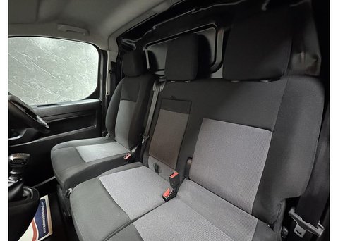 Vauxhall Vivaro 1.5 Turbo D 2700 Pro Panel Van 6dr Diesel Manual L1 H1 Euro 6 (s/s) (120 ps 40
