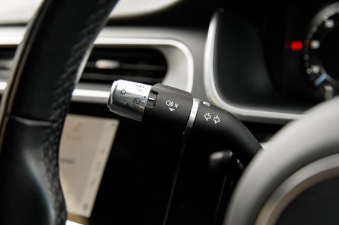 Jaguar I-Pace BLACK 18