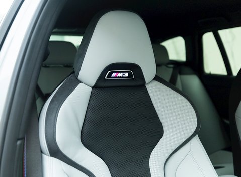 BMW M3 Competition xDrive Touring 11